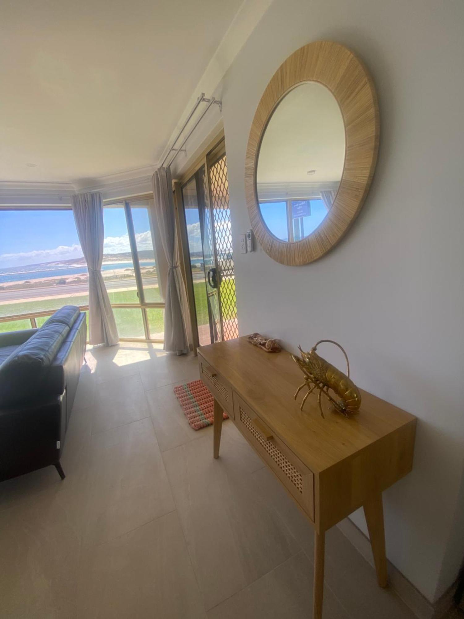 Pelican Shore Oceanfront Villa 6 Kalbarri Exteriör bild